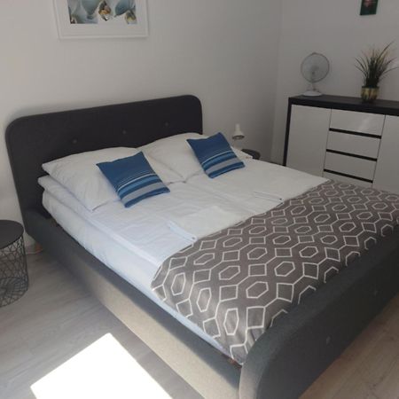 Mak Apartment Grobla - Free Parking - 3 Rooms Gdańsk Exteriör bild