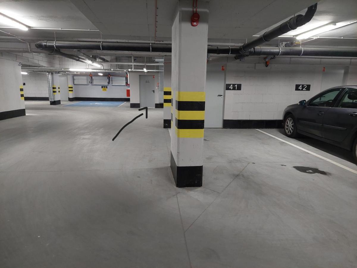 Mak Apartment Grobla - Free Parking - 3 Rooms Gdańsk Exteriör bild