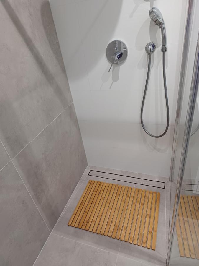 Mak Apartment Grobla - Free Parking - 3 Rooms Gdańsk Exteriör bild